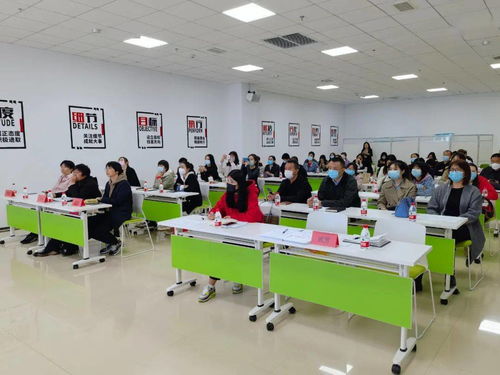 送政策，强服务——路南区成功举办科技创新政策培训会暨科技信息咨询服务活动